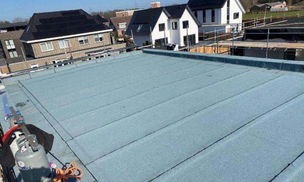 Nieuw dak in Beekbergen laten aanleggen Geheel nieuw plat dak aangelegd